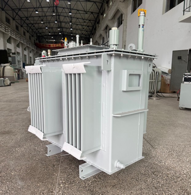 Offshore transformer for drilling platforms and FPSO operations